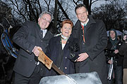 Christoph Hillenbrand, 1. Vorsitzender des Tourismusverband München-Oberbayern, Münchens Tourismus-Chefin Dr. Gabriele Weishäupl, Dr.Jannik Inselkammer (Augustiner) (©Foto. Ingrid Grossmann)